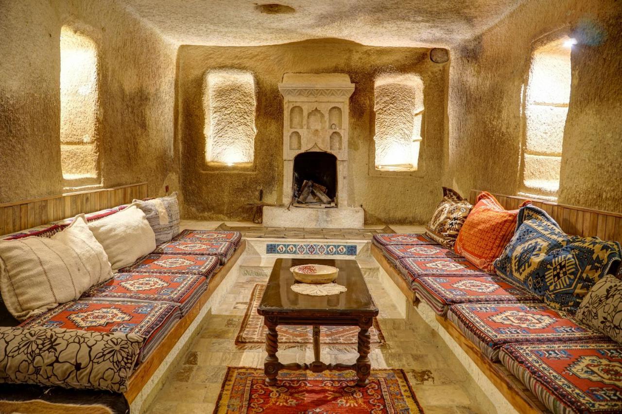 Gibos Cave Hotel Юргюп Екстериор снимка