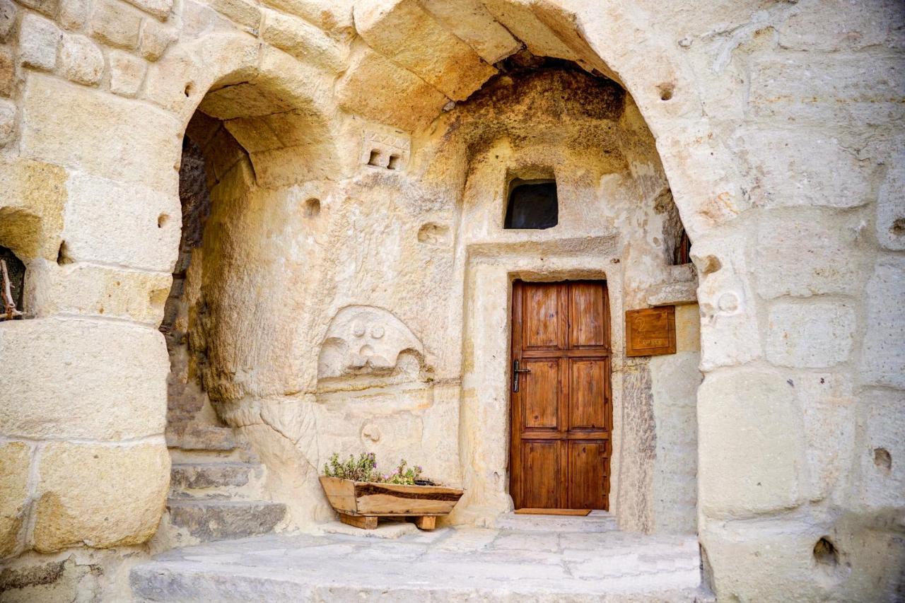 Gibos Cave Hotel Юргюп Екстериор снимка
