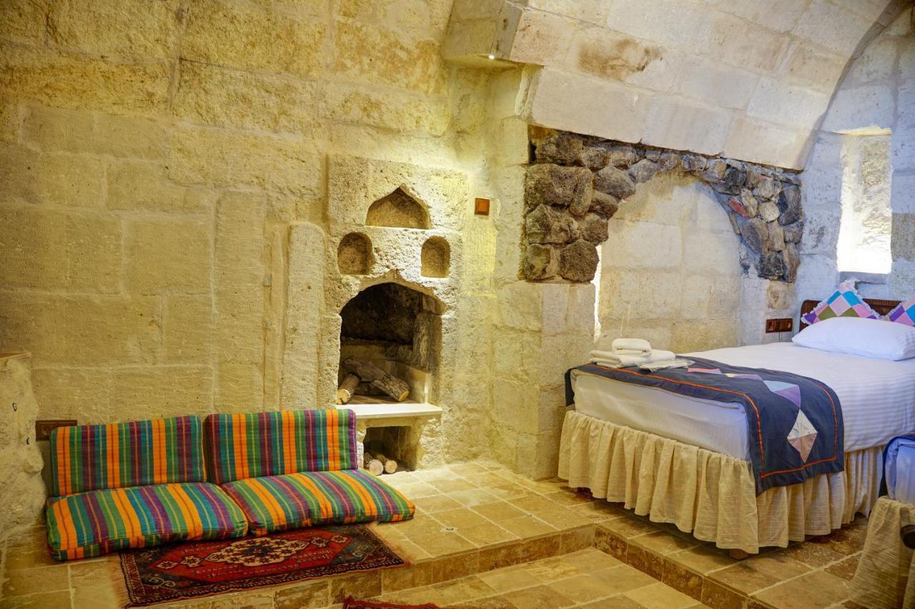 Gibos Cave Hotel Юргюп Екстериор снимка