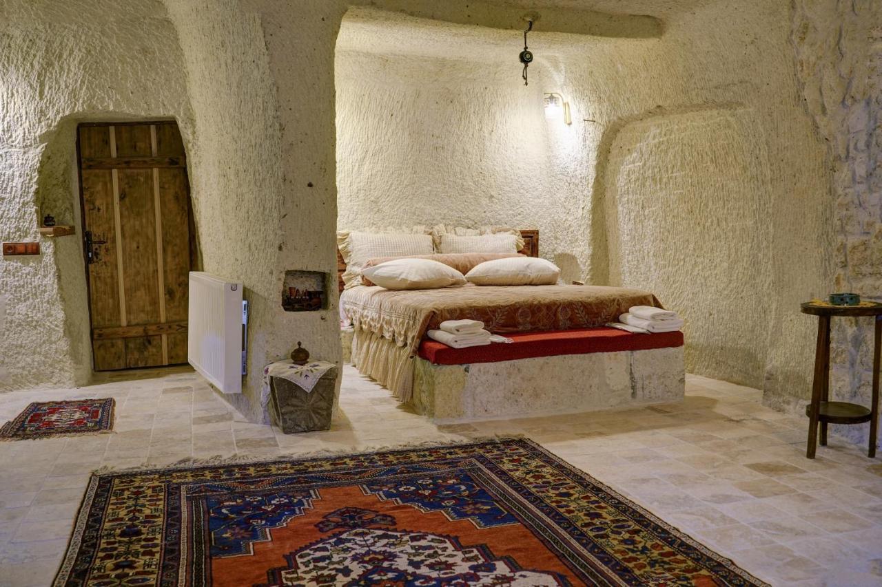 Gibos Cave Hotel Юргюп Екстериор снимка