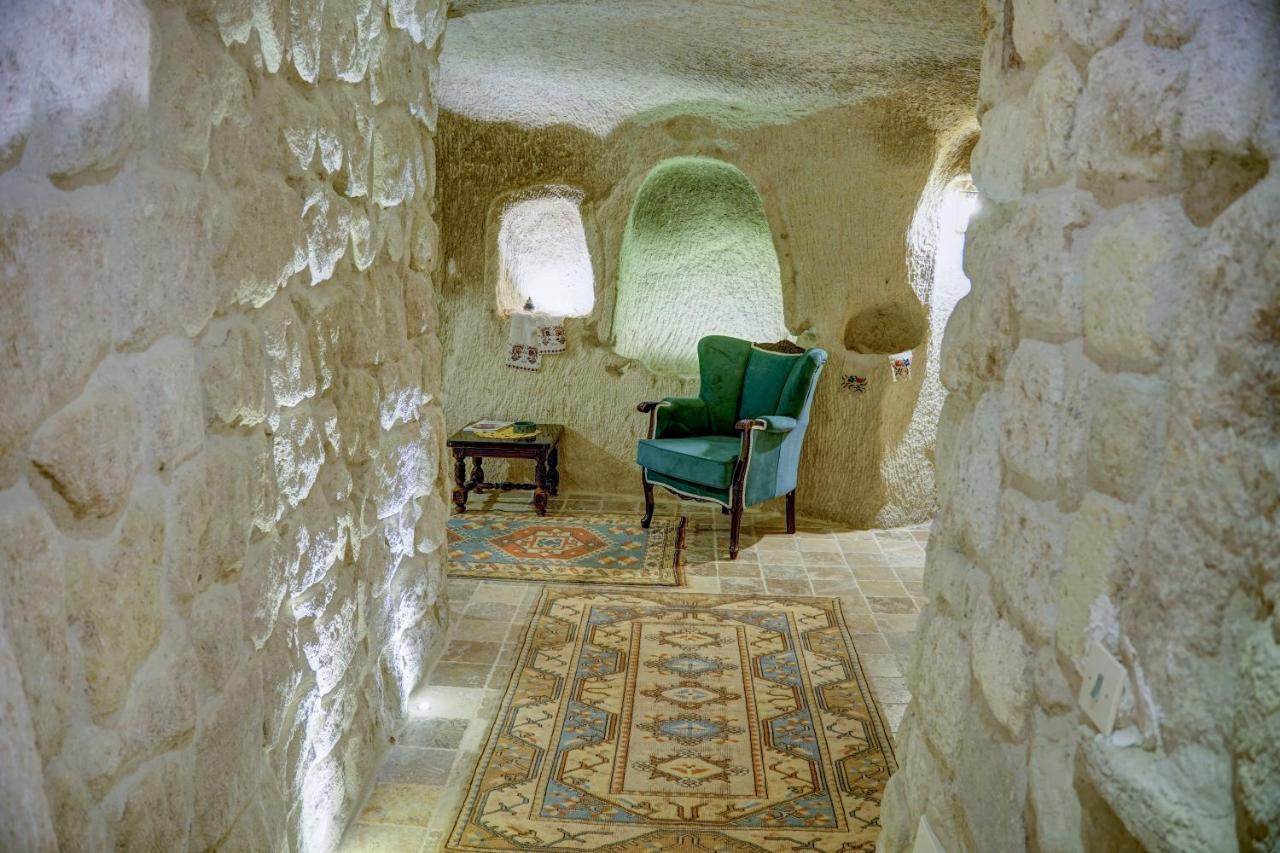 Gibos Cave Hotel Юргюп Екстериор снимка