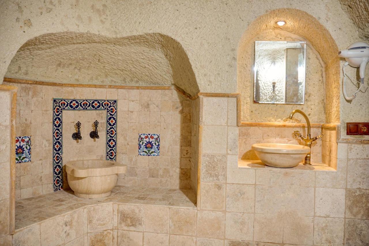 Gibos Cave Hotel Юргюп Екстериор снимка