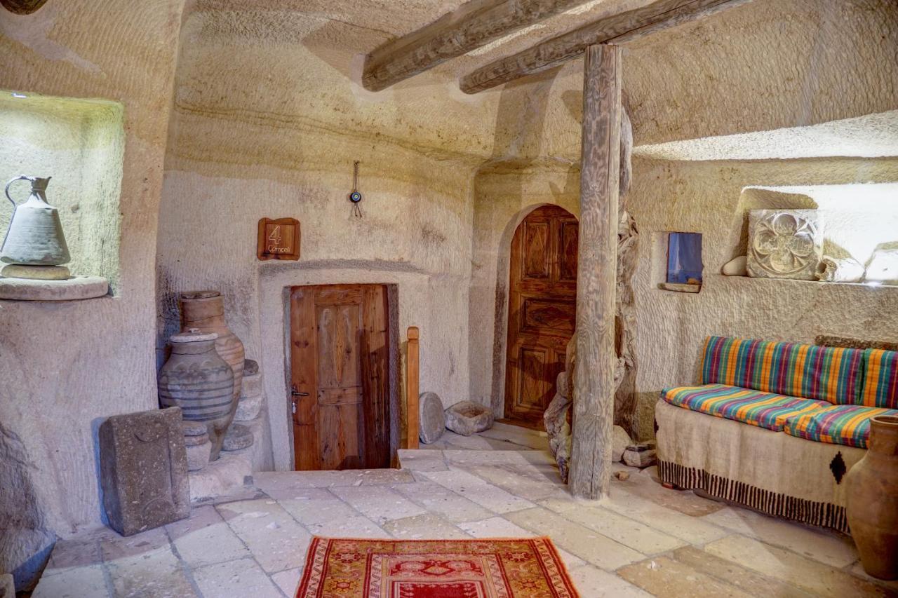 Gibos Cave Hotel Юргюп Екстериор снимка