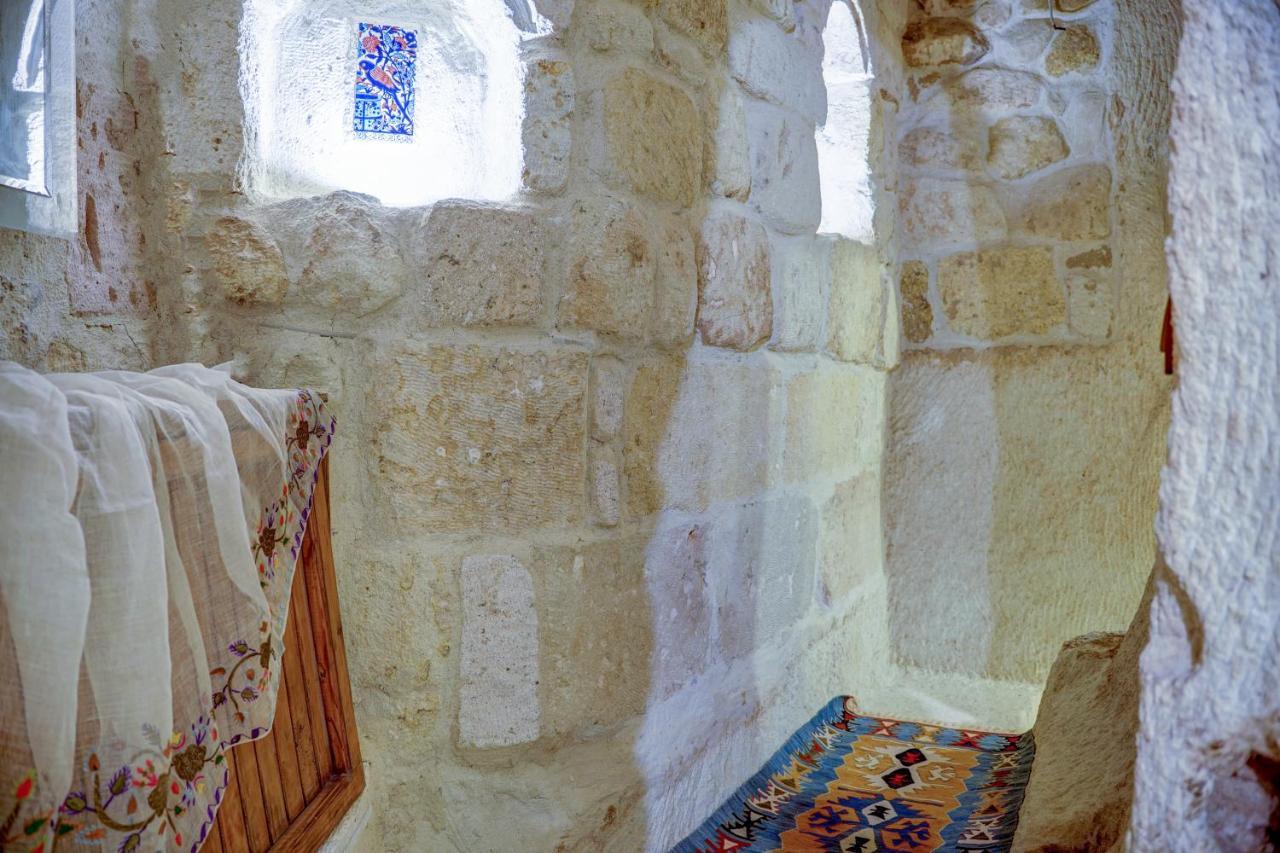 Gibos Cave Hotel Юргюп Екстериор снимка