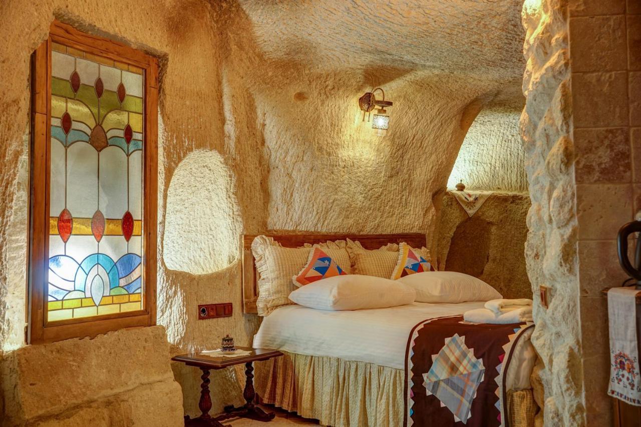 Gibos Cave Hotel Юргюп Екстериор снимка