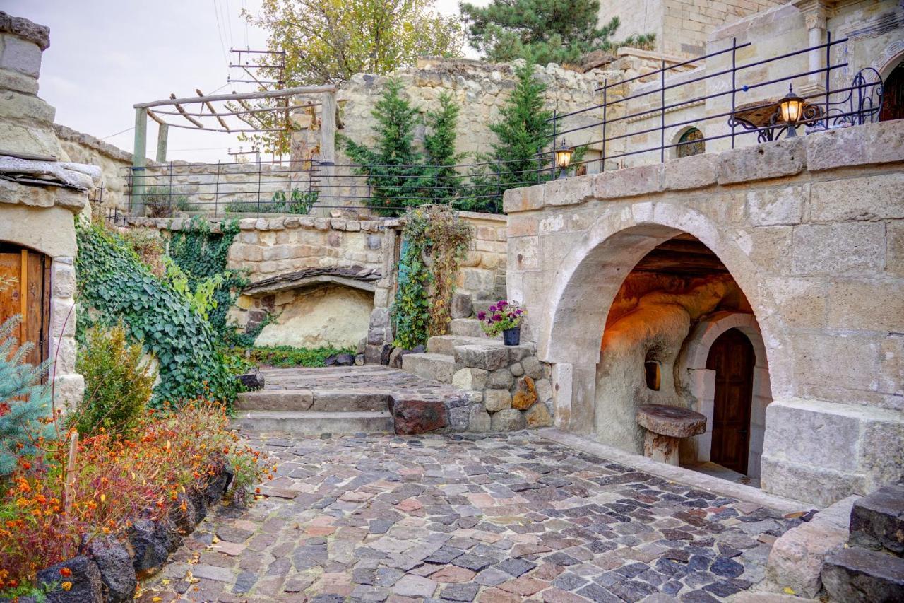 Gibos Cave Hotel Юргюп Екстериор снимка