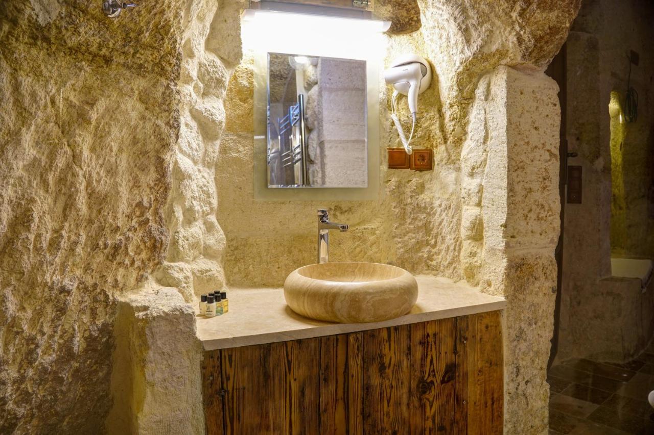 Gibos Cave Hotel Юргюп Екстериор снимка