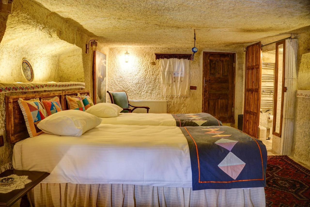 Gibos Cave Hotel Юргюп Екстериор снимка