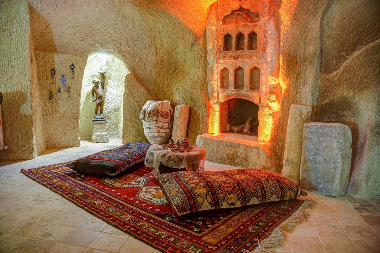 Gibos Cave Hotel Юргюп Екстериор снимка