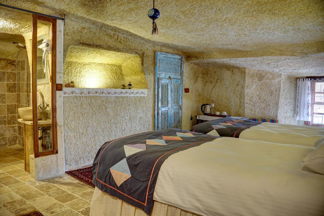 Gibos Cave Hotel Юргюп Екстериор снимка