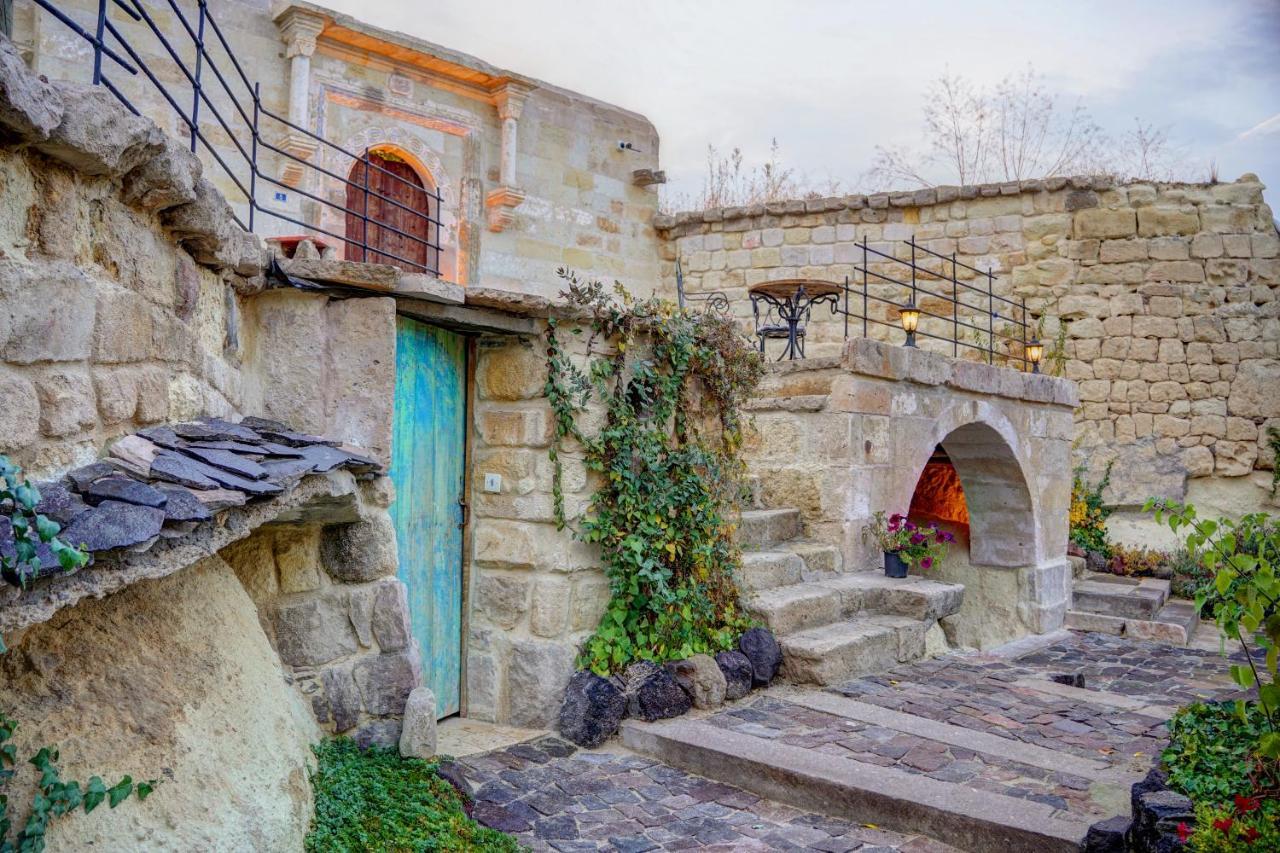 Gibos Cave Hotel Юргюп Екстериор снимка