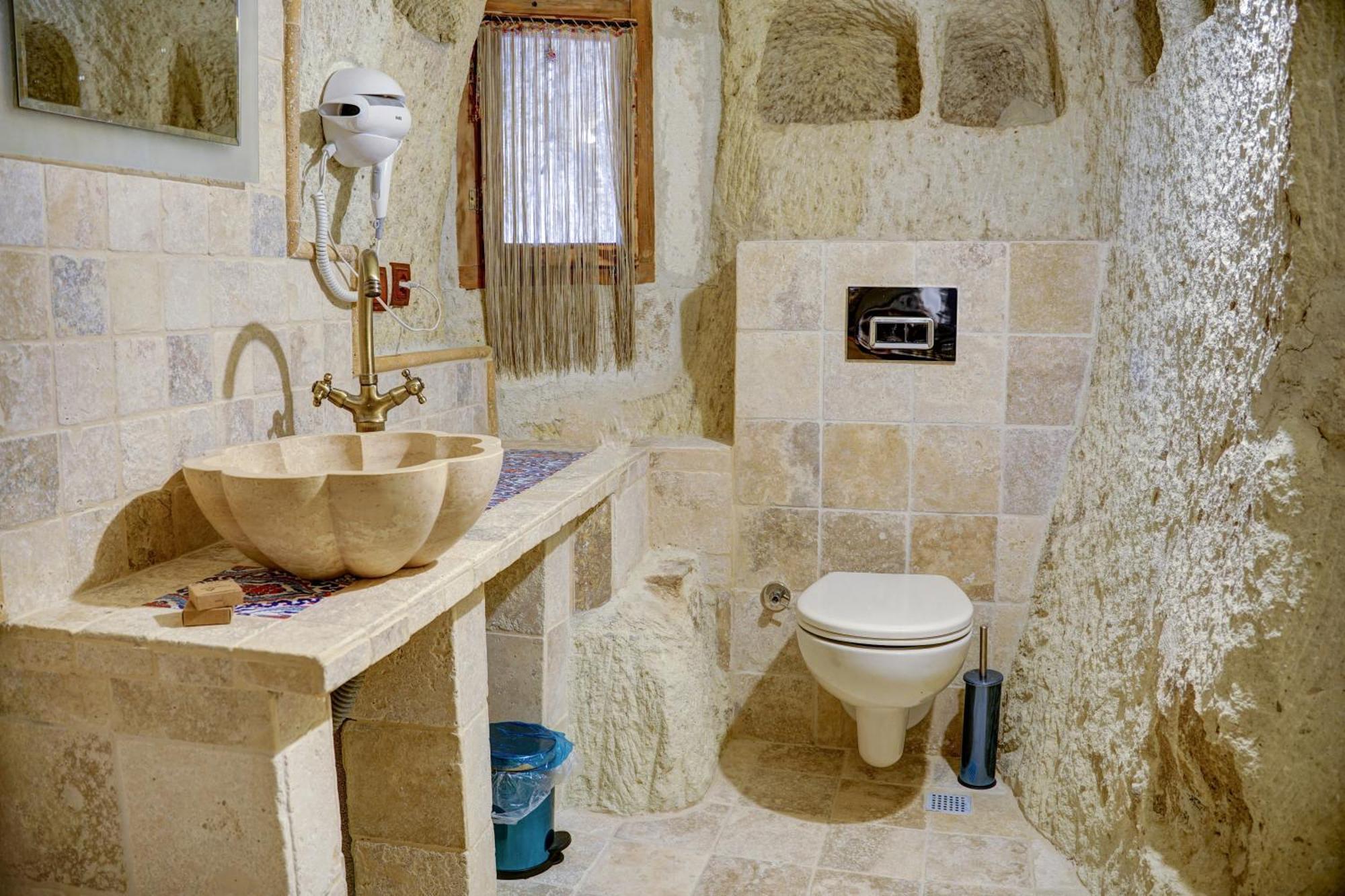 Gibos Cave Hotel Юргюп Екстериор снимка